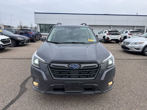 Used 2023 Subaru Forester Limited image 10