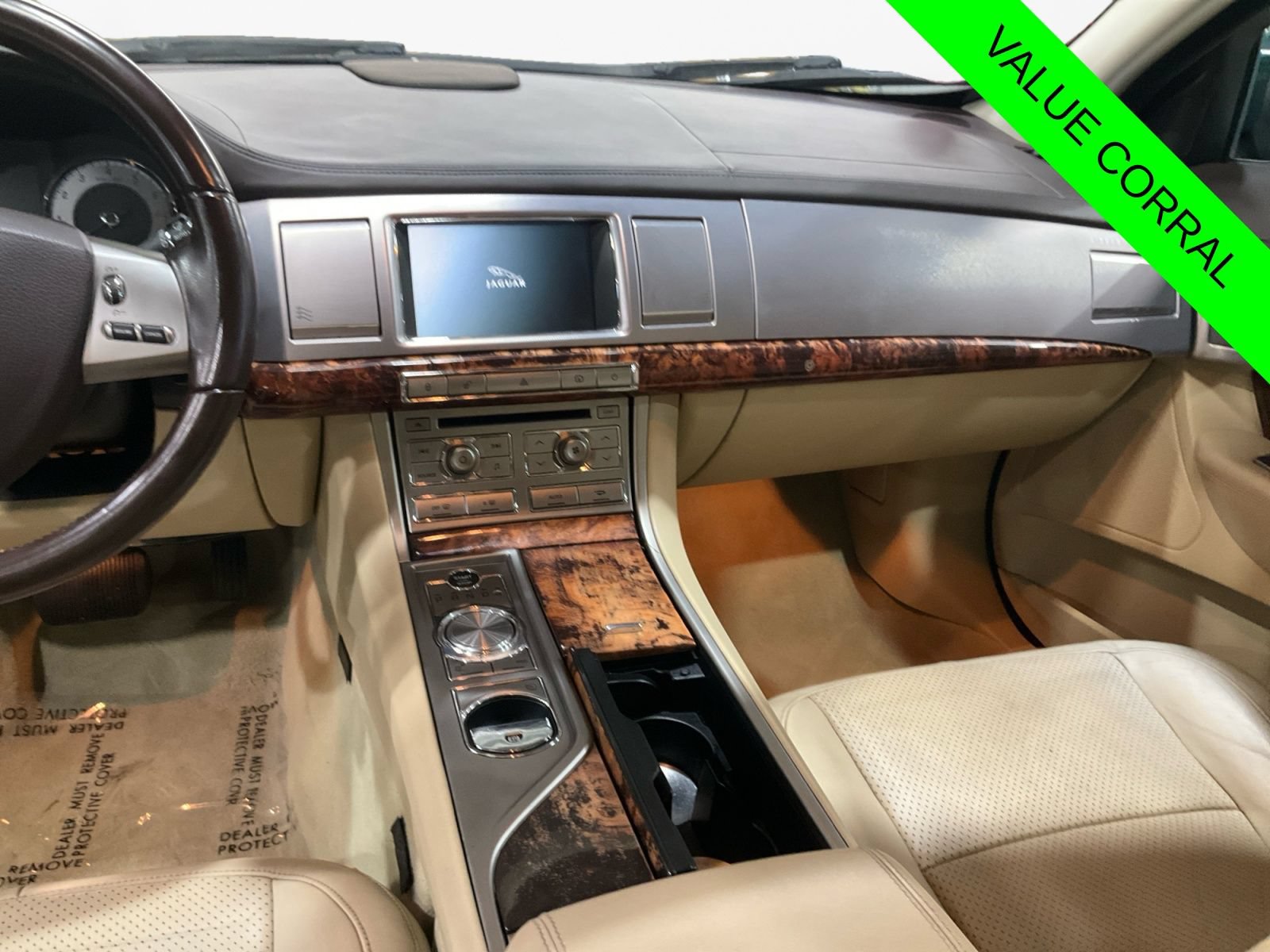 Used 2009 Jaguar XF Premium RWD image 11