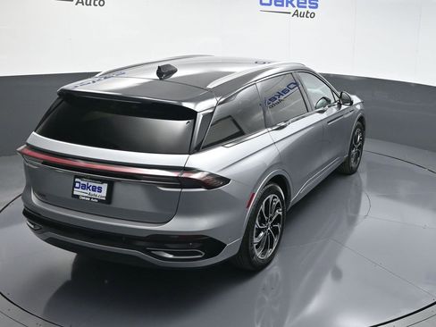 Used 2024 Lincoln Nautilus Reserve image 51