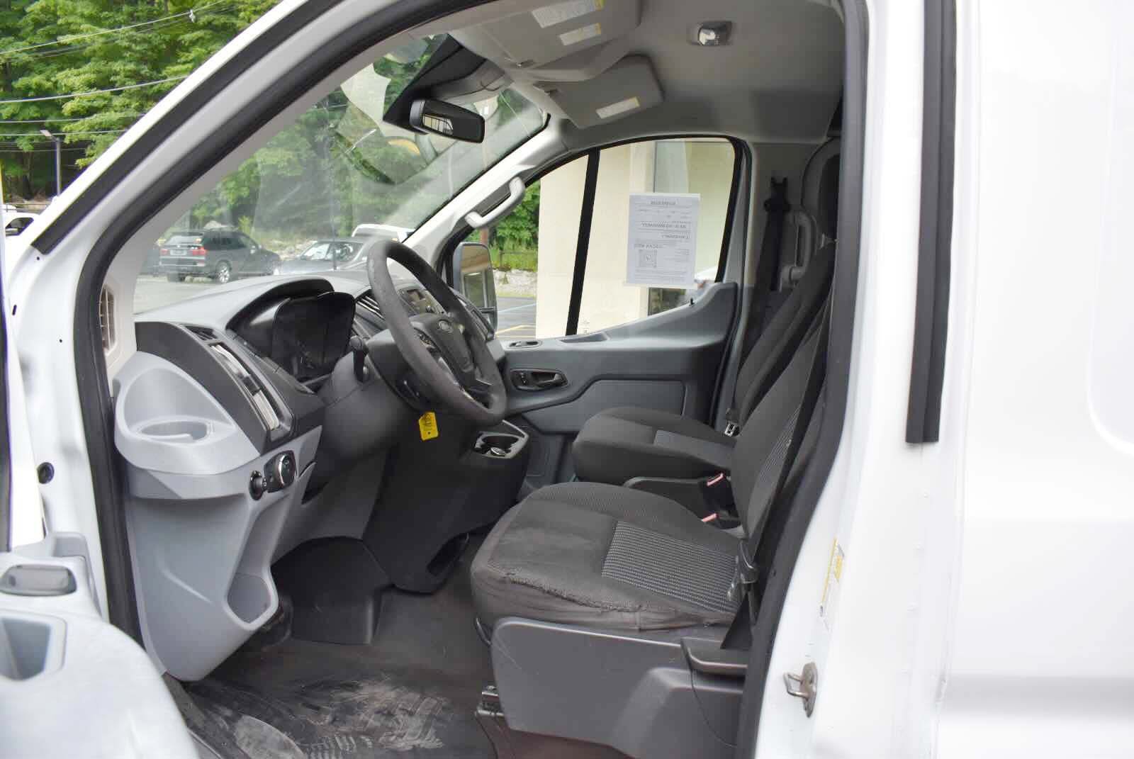 Used 2017 Ford Transit 250 130 Low Roof w/ Exterior Upgrade Package RWD image 10