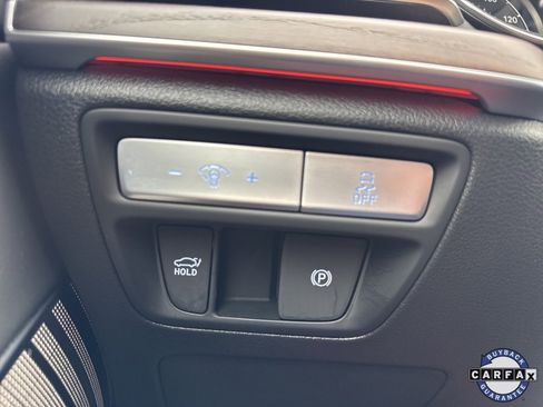 Used 2024 Genesis G80 image 35