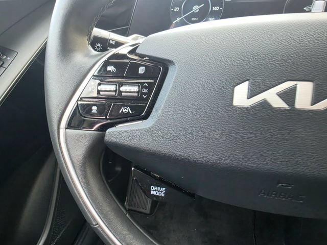 Used 2025 Kia Niro Wind w/ Wind Preserve Package FWD image 46
