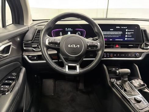 Certified 2025 Kia Sportage EX AWD/4WD image 15