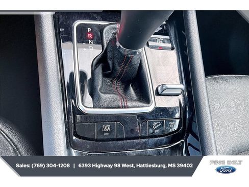 Used 2024 Jeep Compass Trailhawk AWD/4WD image 23