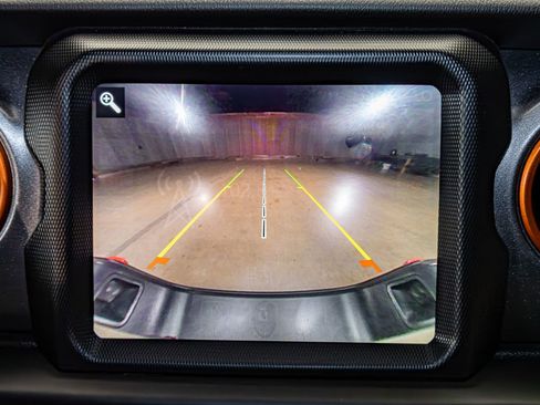 Used 2022 Jeep Gladiator Mojave w/ LED Lighting Group image 20