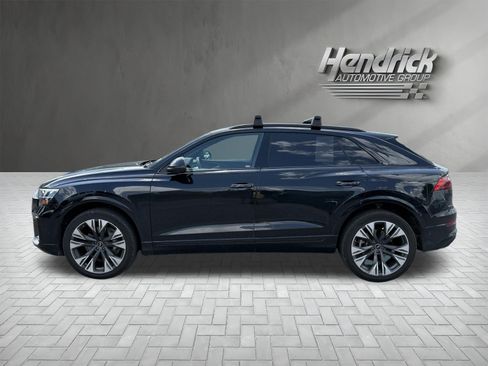 Used 2024 Audi Q8 Premium Plus AWD/4WD image 6