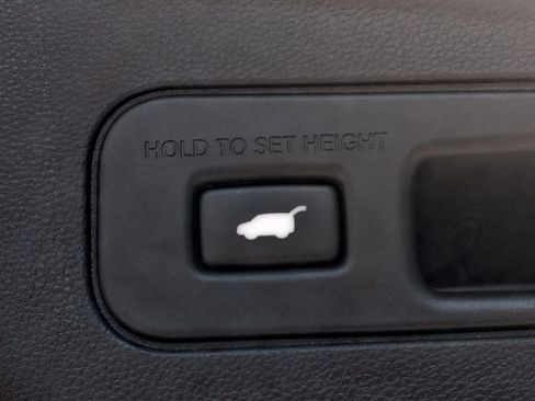 Used 2023 Acura MDX SH-AWD w/ Advance Package image 29