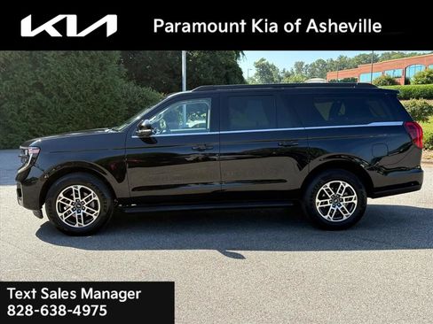 Used 2025 Ford Expedition Max Active RWD image 3
