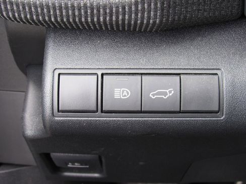 Used 2025 Subaru Solterra AWD/4WD image 35