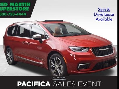 New 2026 Chrysler Pacifica Pinnacle