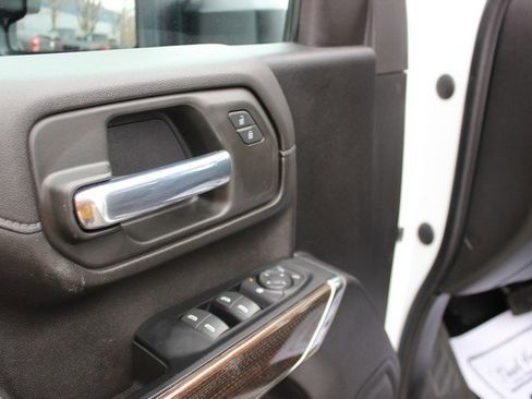 Used 2023 Chevrolet Silverado 3500 LT image 7