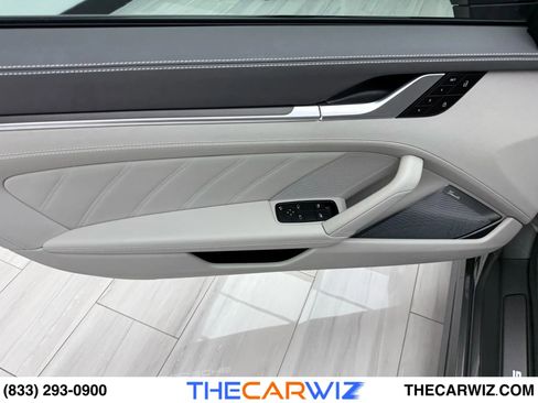 Used 2022 Porsche 911 Turbo S image 36