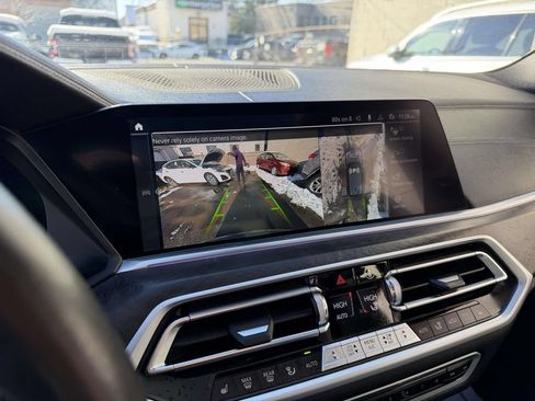Used 2022 BMW X5 xDrive45e AWD/4WD image 42