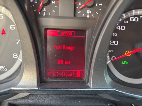 Used 2017 GMC Terrain SLE w/ Driver Alert Package I AWD/4WD image 5