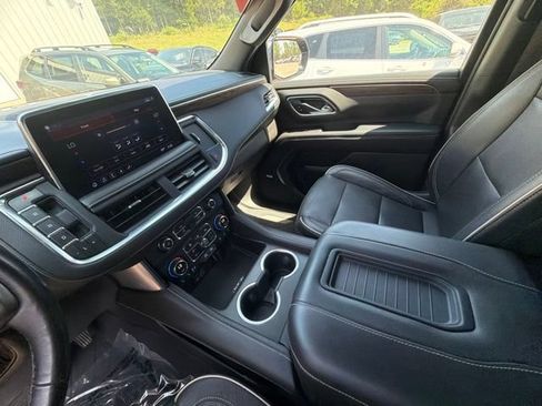 Used 2021 Chevrolet Tahoe Premier w/ Premium Package AWD/4WD image 26