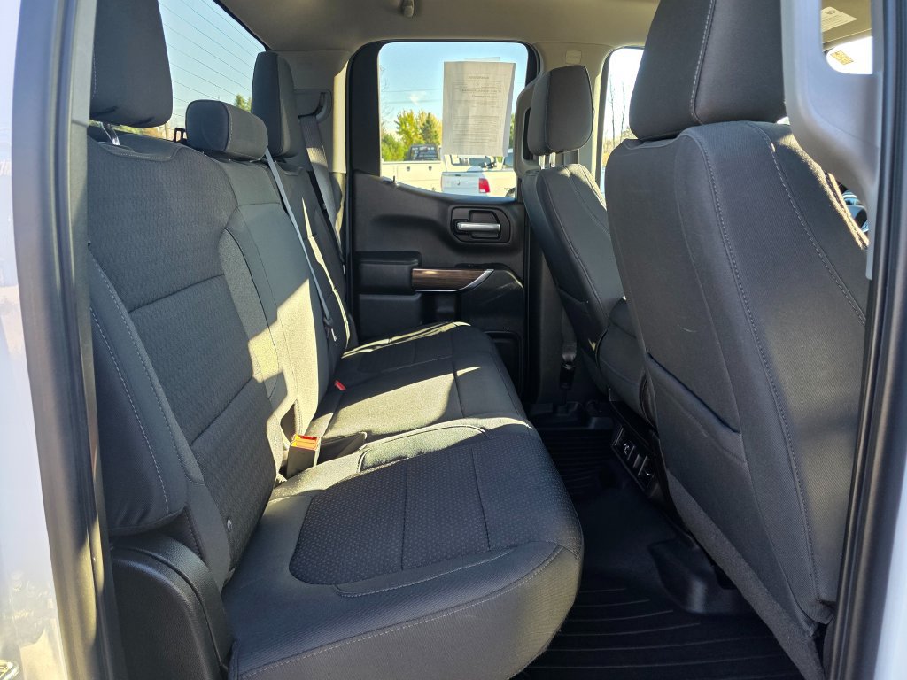Used 2019 Chevrolet Silverado 1500 RST w/ True North Edition AWD/4WD image 28