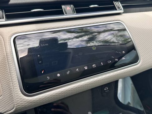 Used 2019 Land Rover Range Rover Velar S AWD/4WD image 19