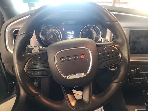Used 2022 Dodge Charger SXT image 6