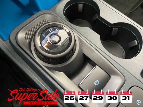 New 2025 Ford Maverick XLT w/ XLT Luxury Package image 38