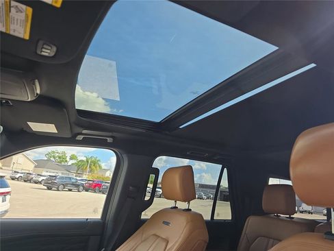 Used 2023 Ford Expedition Max Platinum image 30