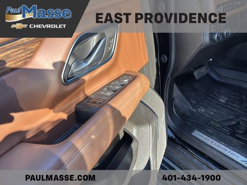 Certified 2024 Chevrolet Tahoe High Country w/ Premium Package 2 image 11