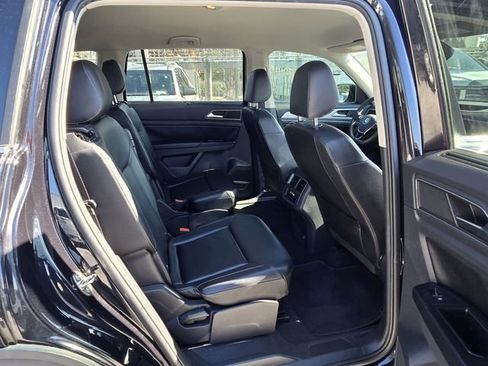 Used 2019 Volkswagen Atlas SE w/ Towing Package FWD image 14