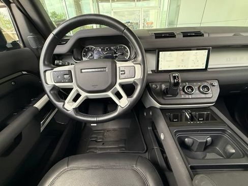 Used 2023 Land Rover Defender 110 S AWD/4WD image 21