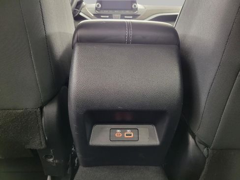 Used 2025 Nissan Altima 2.5 SV FWD image 22