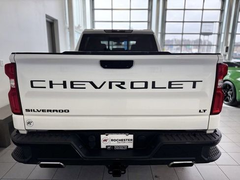 Used 2020 Chevrolet Silverado 1500 LT Trail Boss image 38