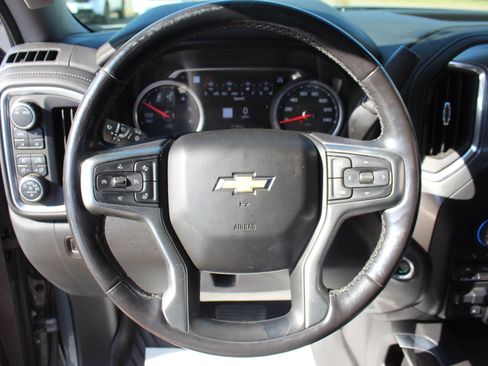Used 2020 Chevrolet Silverado 1500 LTZ image 16
