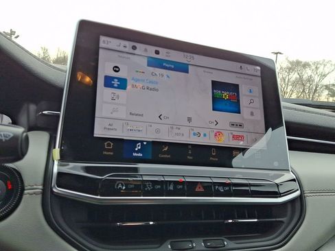 New 2026 Jeep Compass Limited w/ Sun, Sound & Navigation Group image 17