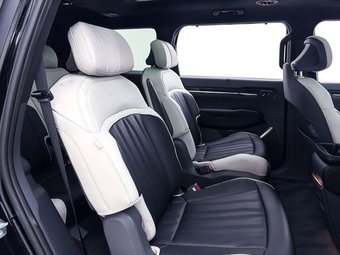 Used 2026 Kia EV9 GT-Line AWD/4WD image 41