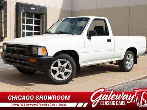 Used 1993 Toyota Pickup 2WD Regular Cab image 1