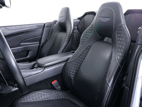 Used 2016 Aston Martin Vanquish Volante RWD image 22