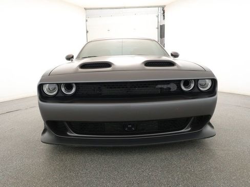 Used 2023 Dodge Challenger SRT Hellcat image 2