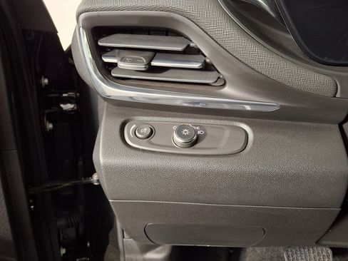 Used 2024 Buick Envista Preferred w/ Convenience II Package image 15