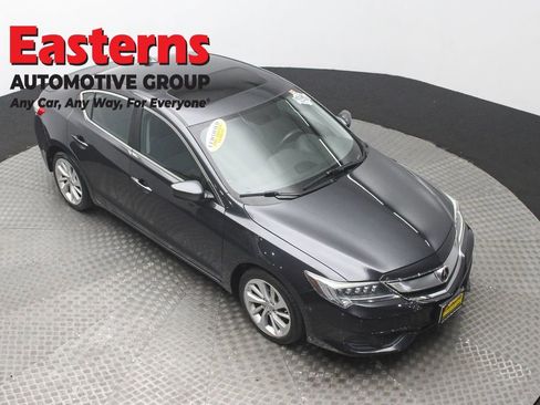 Used 2016 Acura ILX image 3