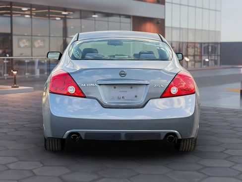 Used 2010 Nissan Altima 2.5 S FWD image 9