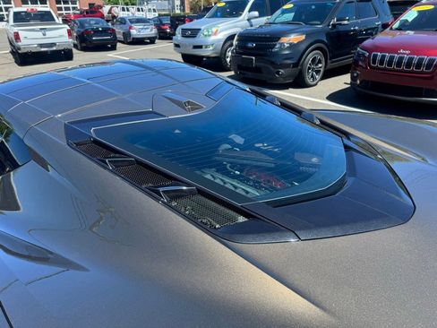 Used 2020 Chevrolet Corvette Stingray Preferred Cpe w/ 2LT Preferred Equipment Group RWD image 14