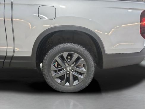 Certified 2024 Honda Ridgeline Sport image 15