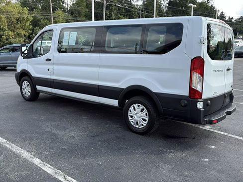Used 2019 Ford Transit 350 XLT RWD image 9