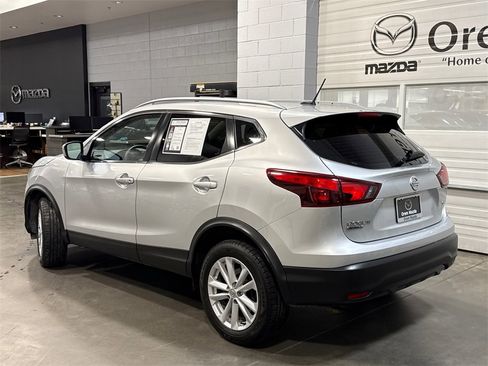 Used 2017 Nissan Rogue Sport SV image 27