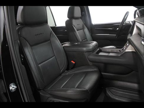 Used 2022 GMC Yukon Denali AWD/4WD image 19