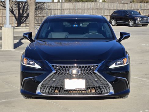 Used 2022 Lexus ES 350 Premium image 5