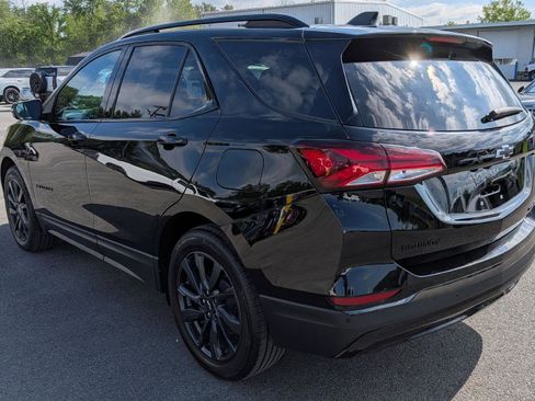 Used 2022 Chevrolet Equinox RS w/ RS Leather Package AWD/4WD image 8