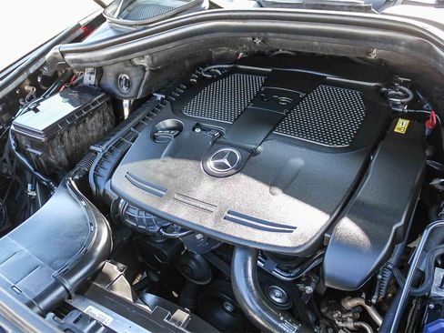Used 2014 Mercedes-Benz ML 350 ML 350 image 32