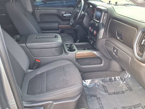Used 2021 Chevrolet Silverado 1500 LT Trail Boss AWD/4WD image 27