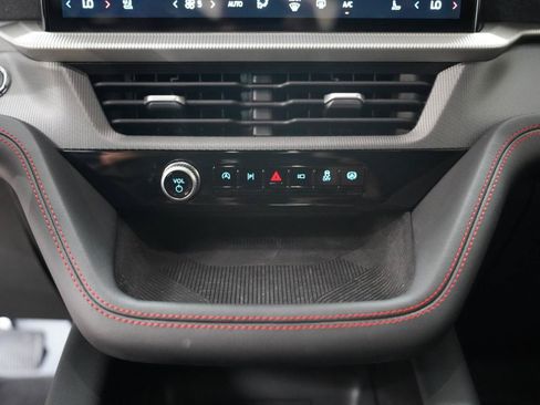 Used 2026 Ford Explorer ST-Line w/ ST-Line Street Pack RWD image 23