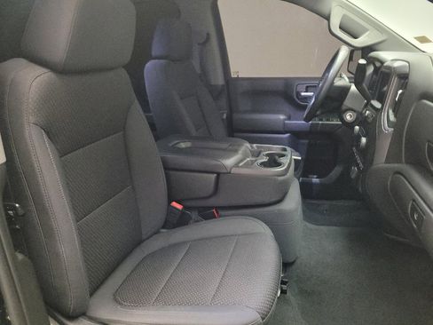 Used 2020 Chevrolet Silverado 1500 Custom w/ Custom Value Package RWD image 21