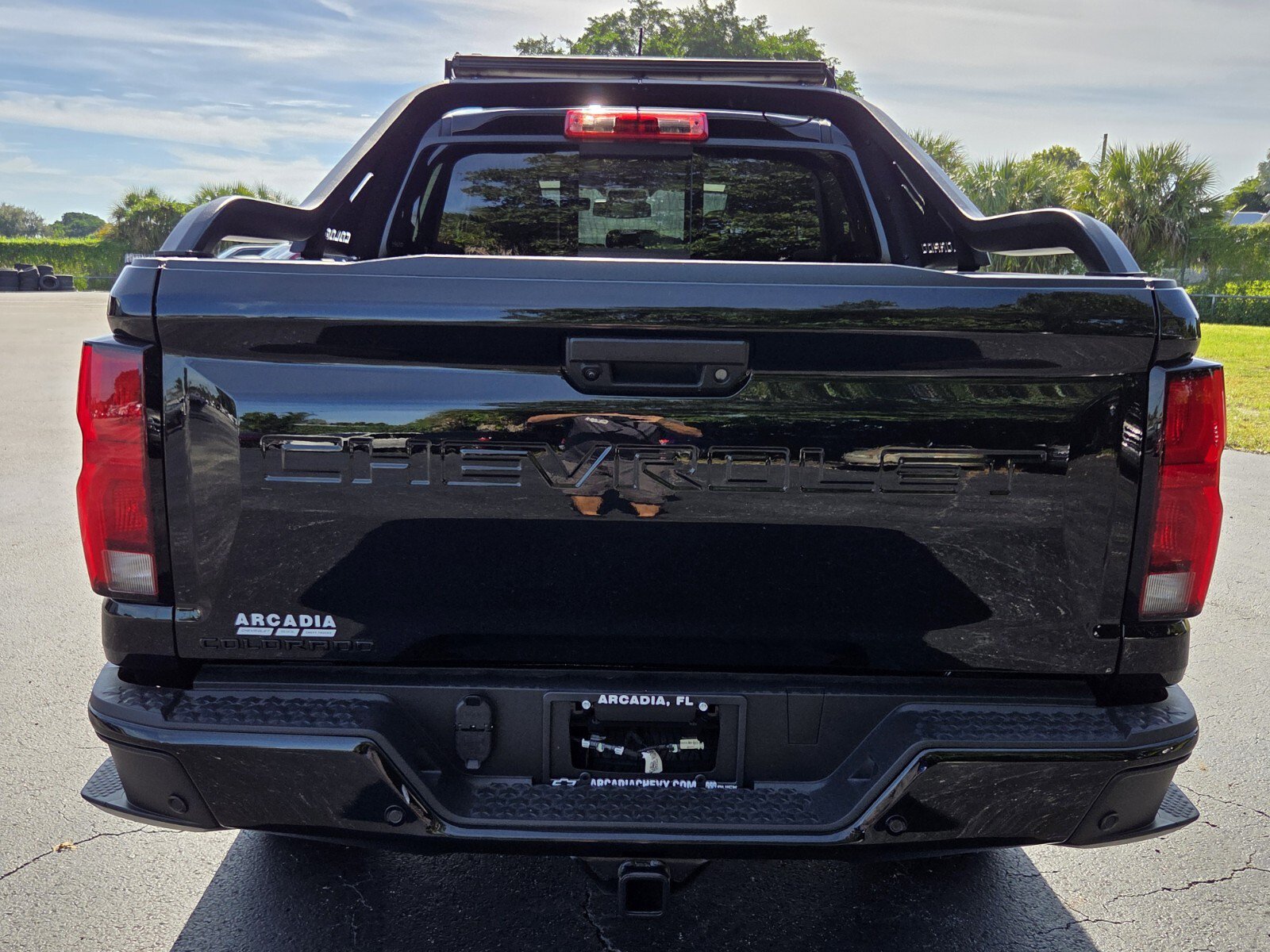 New 2026 Chevrolet Colorado Z71 w/ Midnight Edition AWD/4WD image 4